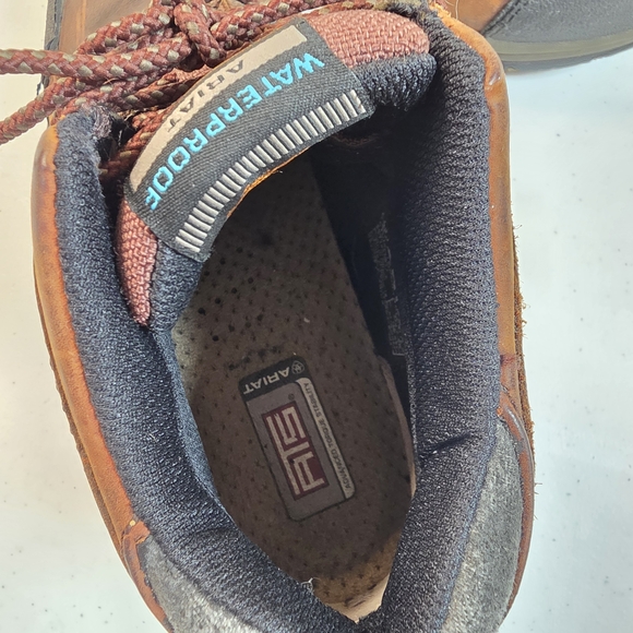 Ariat Brown Waterproof Women's Boots - Picture 6 of 12